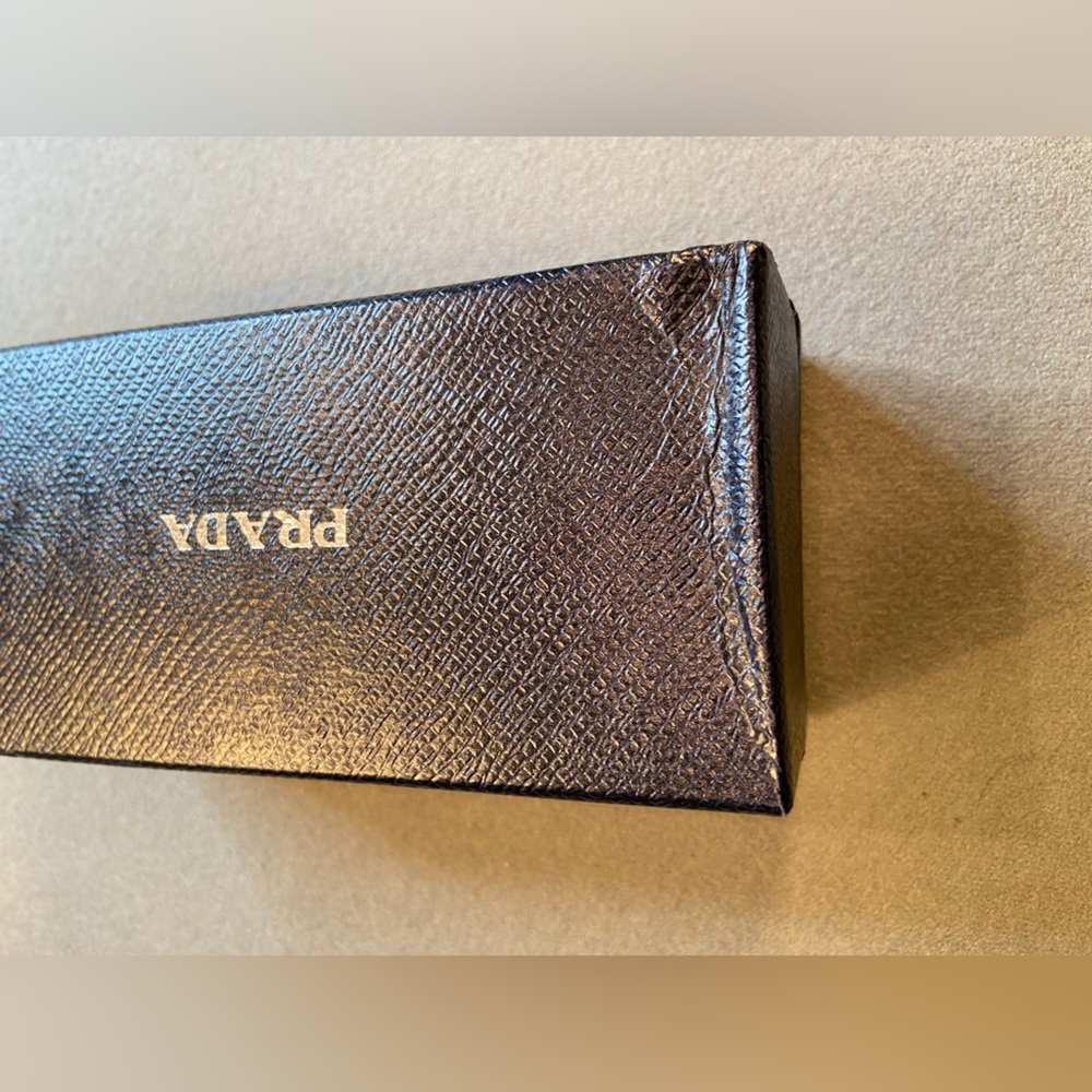 Prada‎ box for sunglasses - Picture 5 of 8